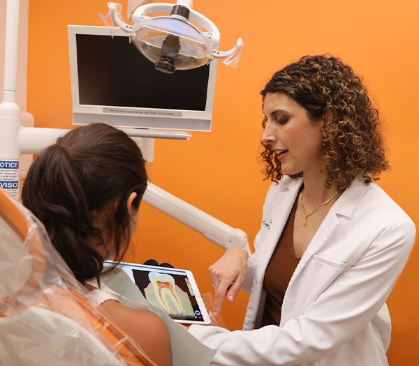 Evanthia Migadaki DMD